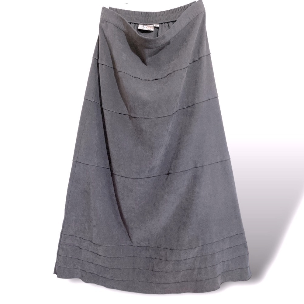 Micro Suede Plisse Maxi Skirt Tiered Seamed Drop Pull-On Women’s Size Small